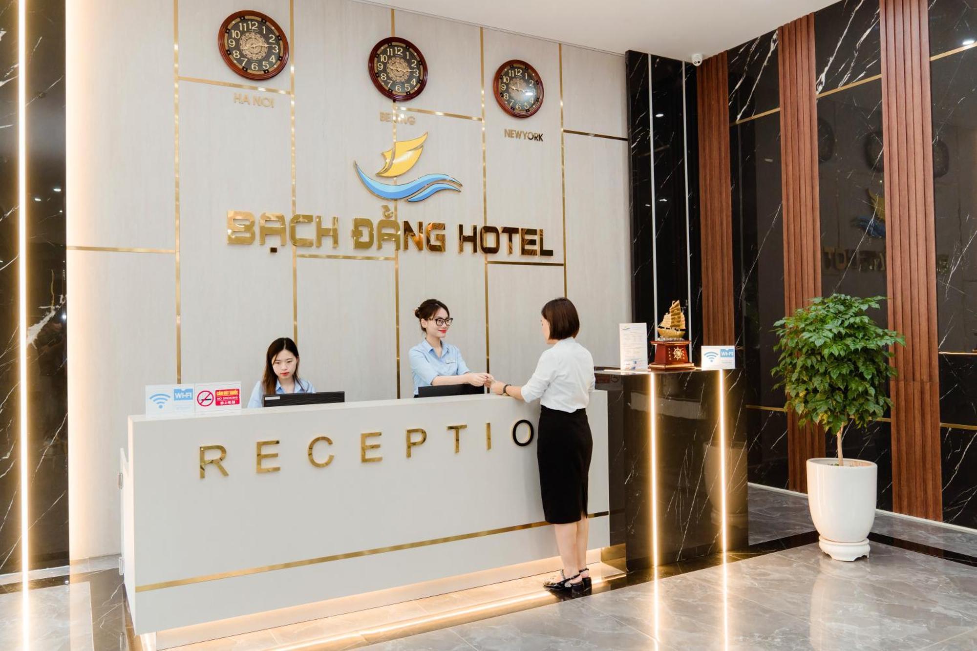 Bach Dang Ha Long Hotel Esterno foto