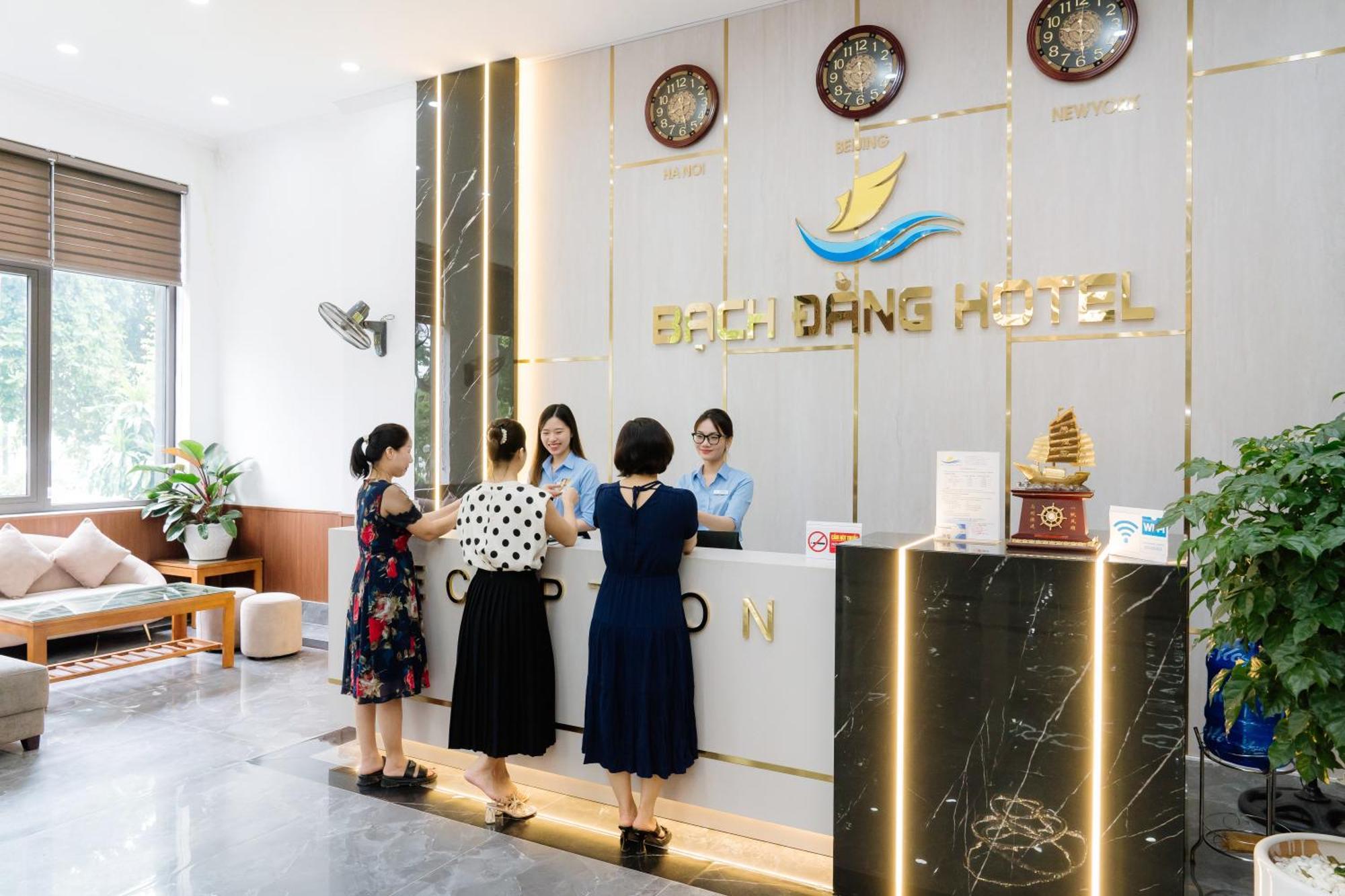 Bach Dang Ha Long Hotel Esterno foto